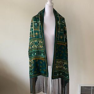 Reversible Wrap. Green and Gold Silk Pattern reverses to Black. Rectangle